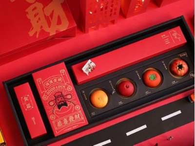 二十三，小年到！讓濟(jì)南禮品盒廠家設(shè)計(jì)的新年禮盒，陪你一起慶團(tuán)圓！